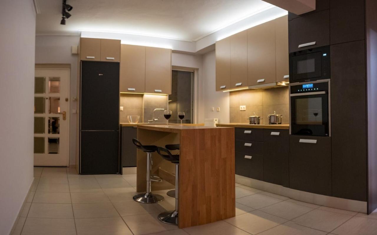 比雷埃夫斯It Is A Pleasant, Modern, Functional House!公寓 外观 照片